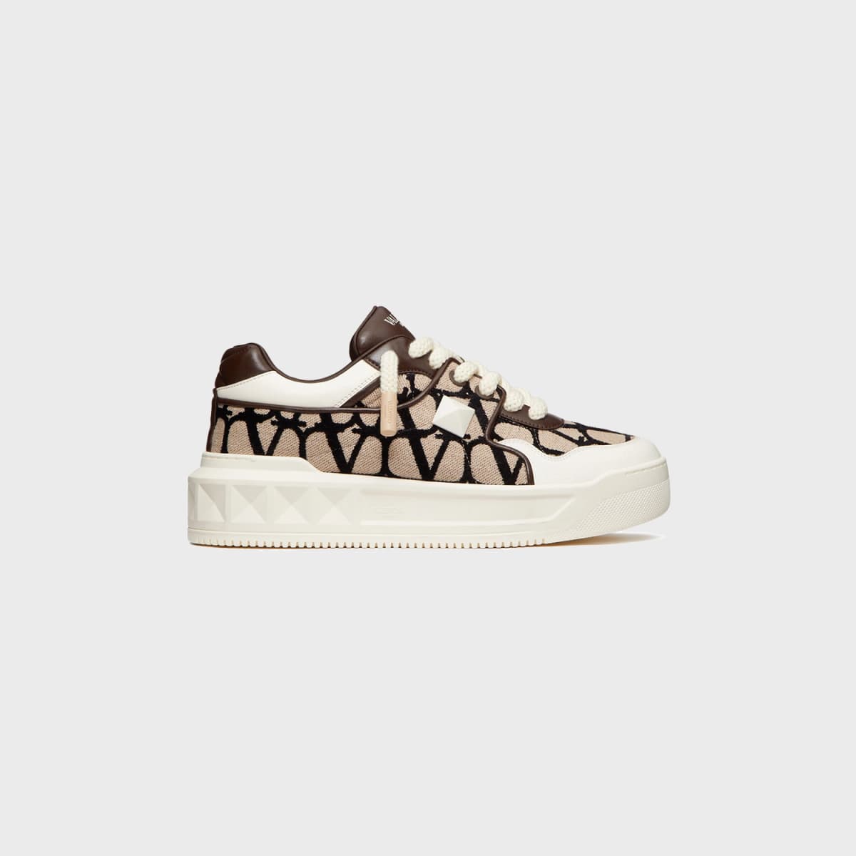 Valentino Garavani One Stud XL