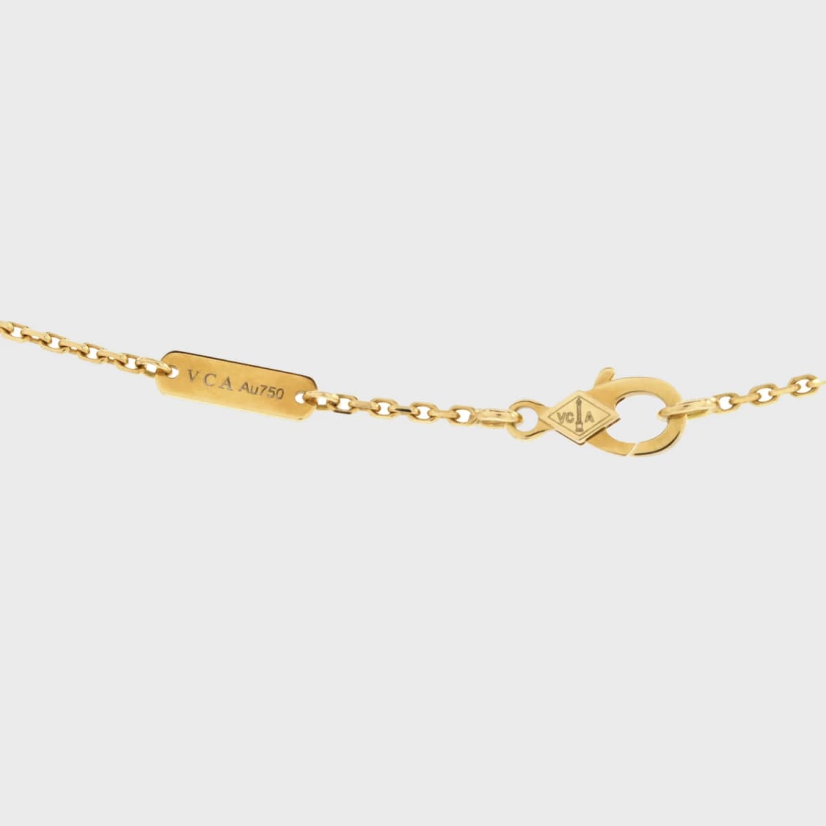 Van Cleef &amp; Arpels Alhambra
