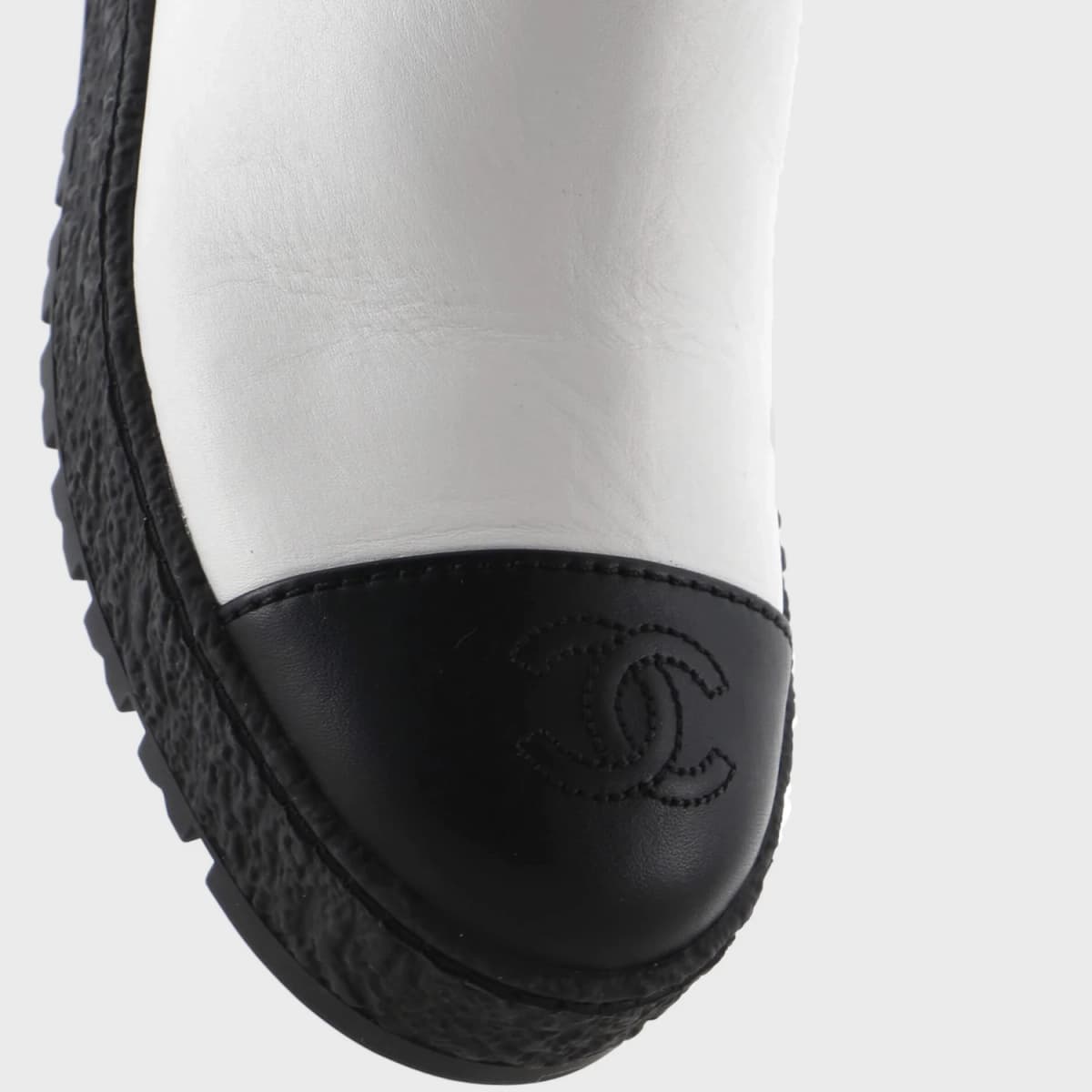 Chanel Women’s CC Turnlock Cap Toe