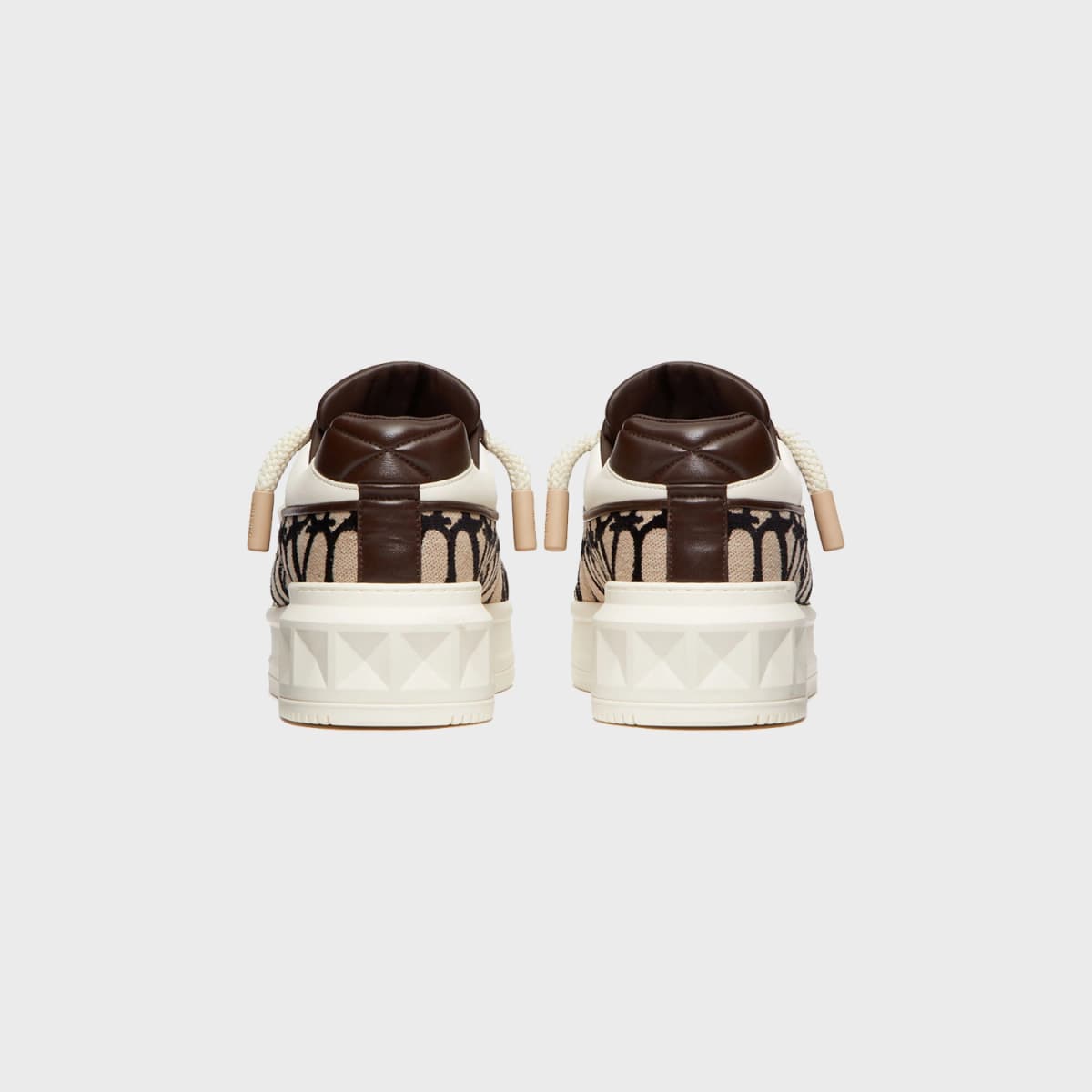 Valentino Garavani One Stud XL