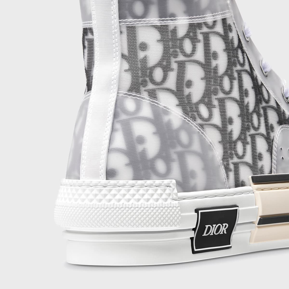 Christian Dior Alta B23