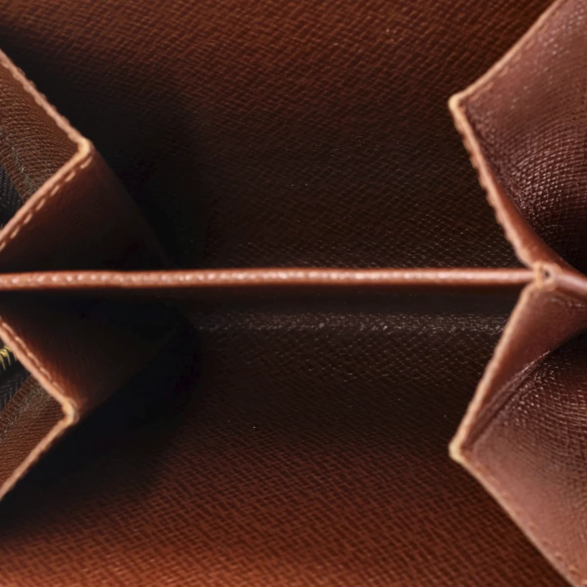 Louis Vuitton Compact Zippe Monogram