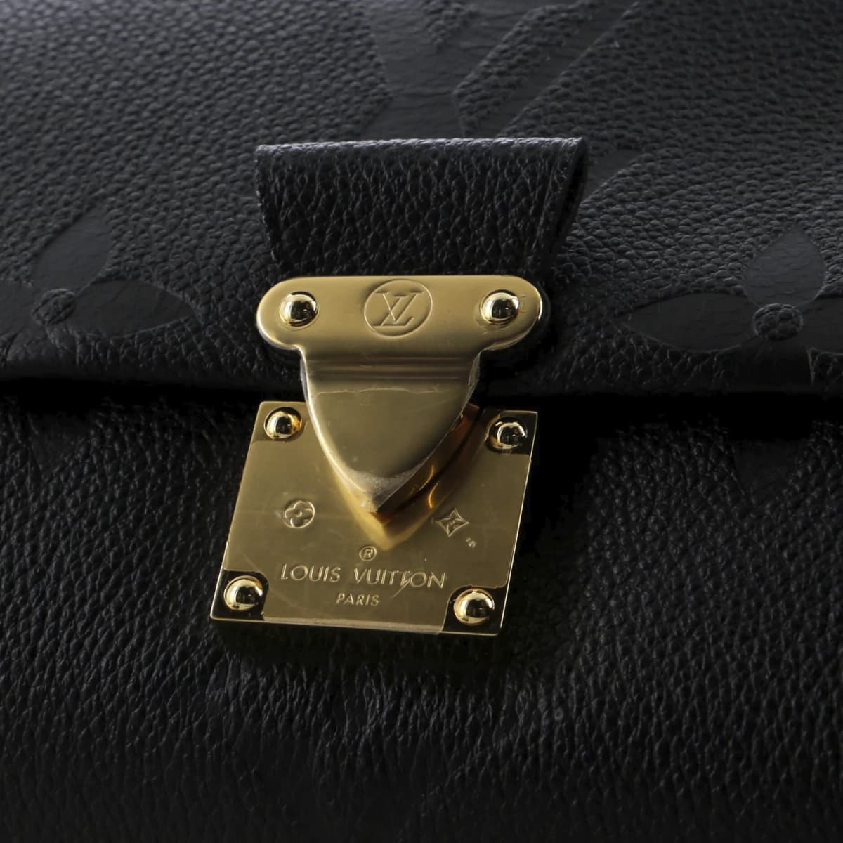 Louis Vuitton Favorite