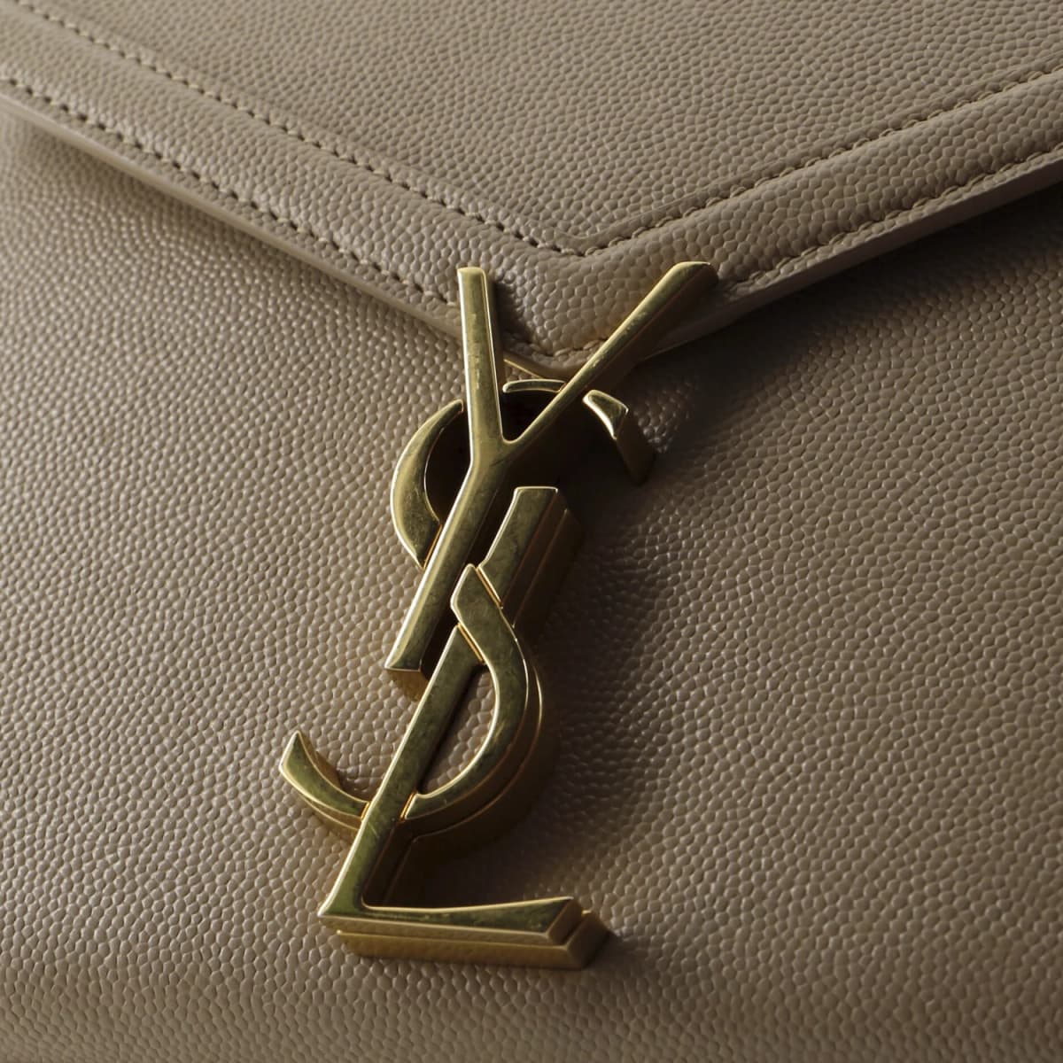 Saint Laurent Cassandra
