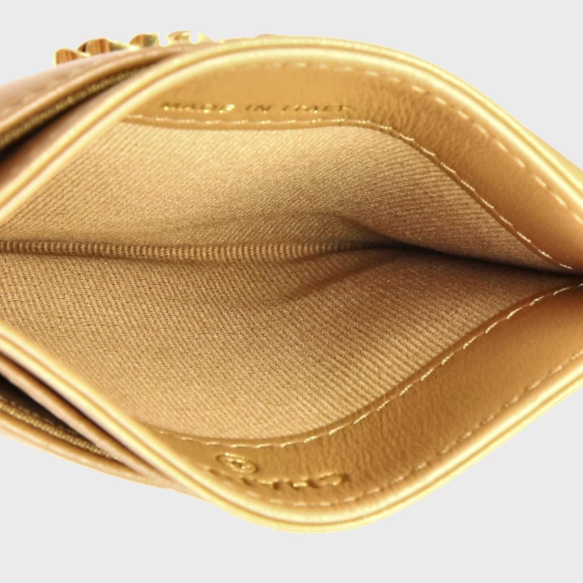 Chanel 19 Card Holder Quilted