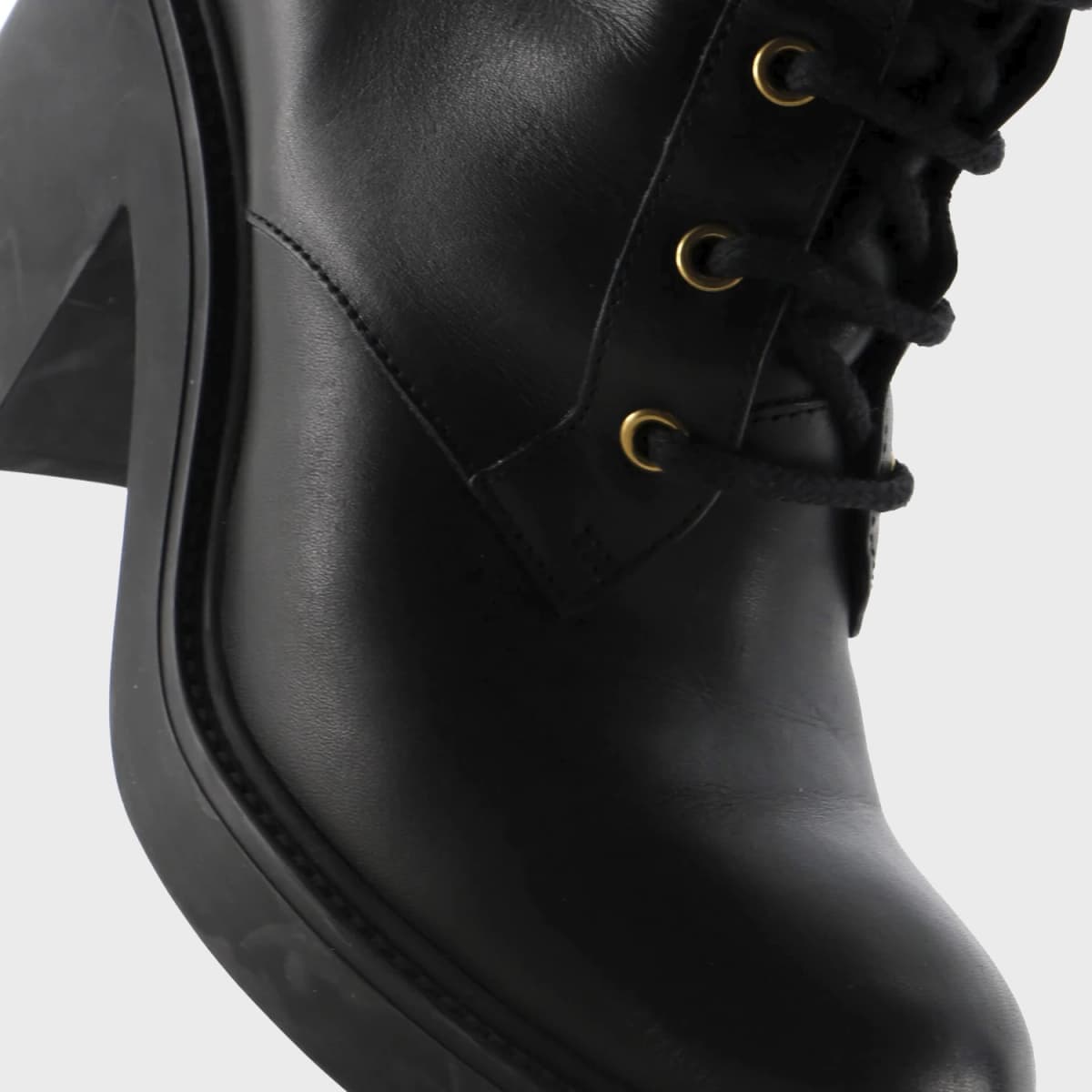 Gucci GG Marmont Lace-Up