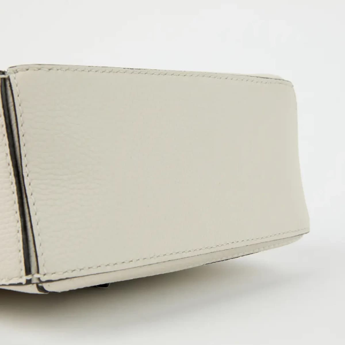 Loewe Puzzle
