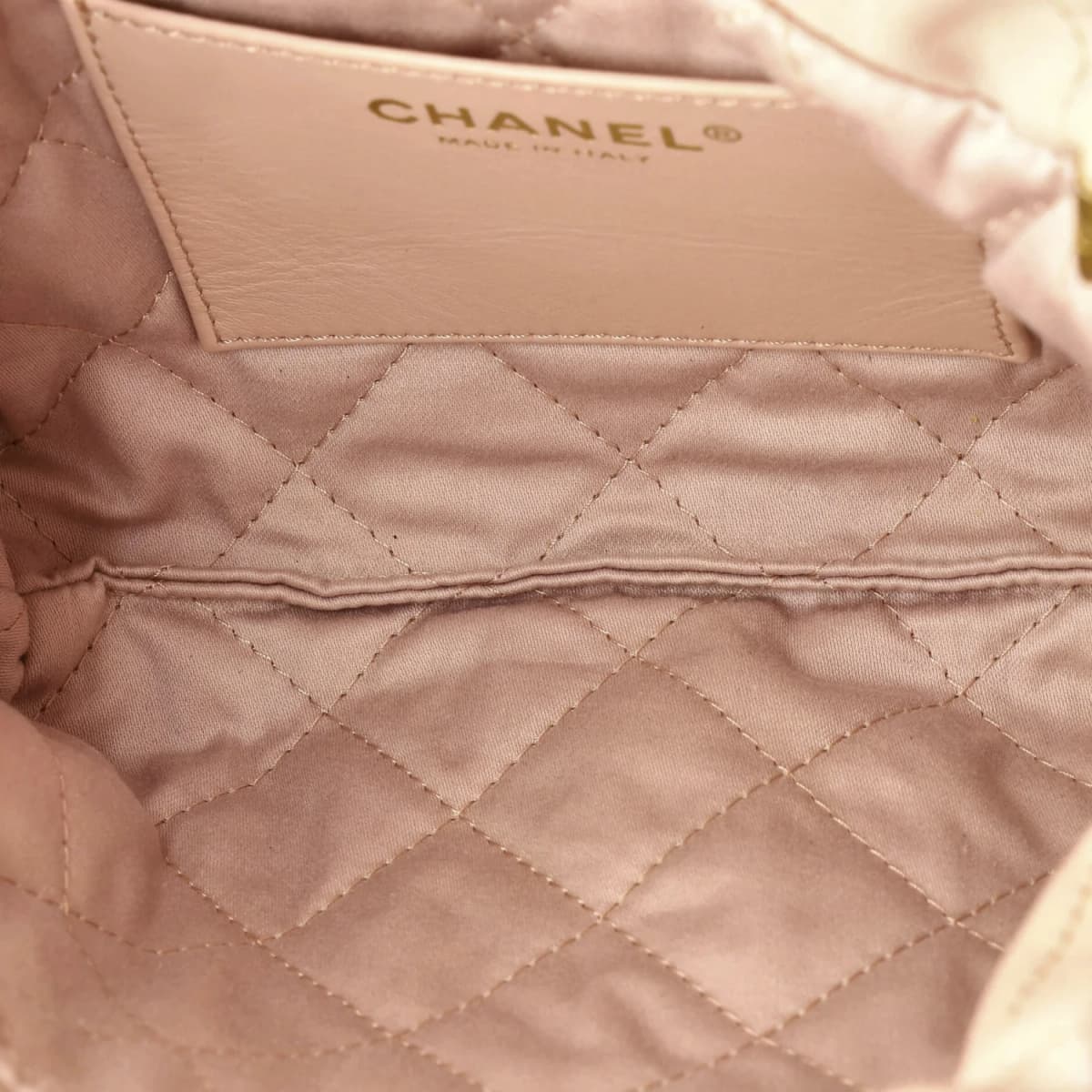 Chanel 22 Chain Hobo