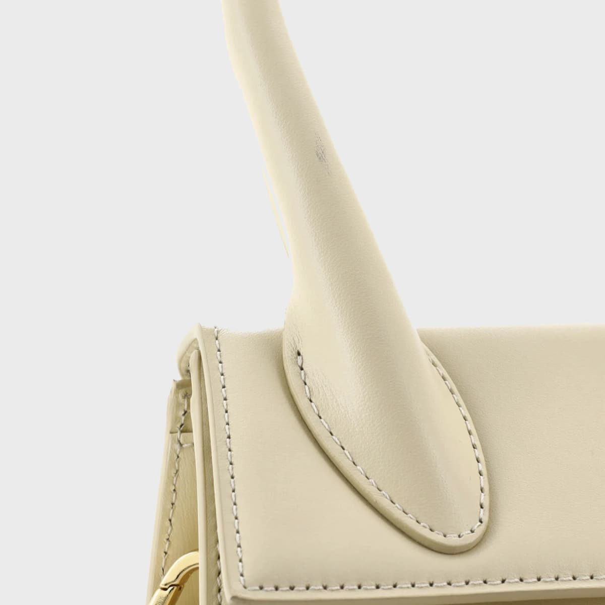 Jacquemus Le Chiquito Moyen