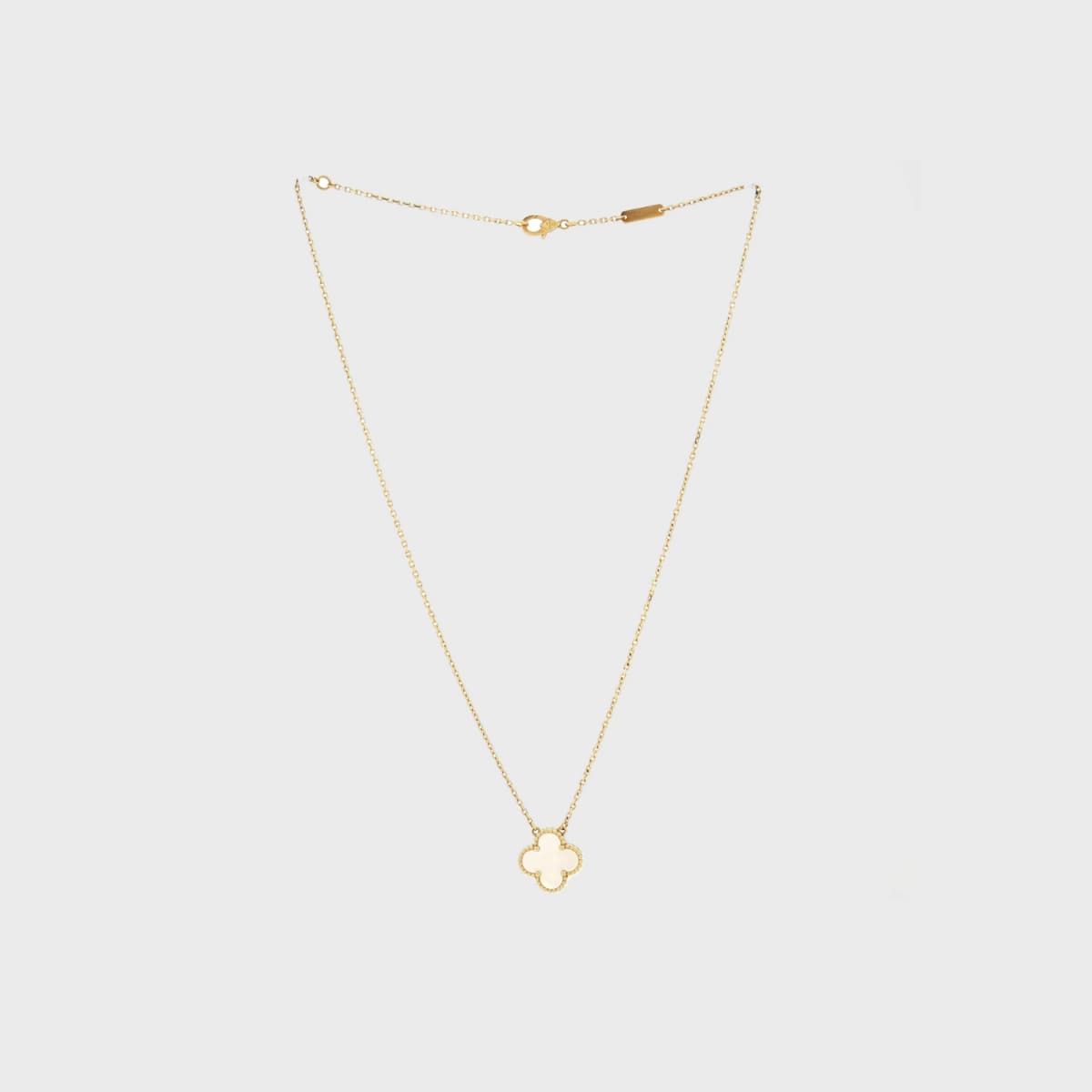 Van Cleef &amp; Arpels Alhambra