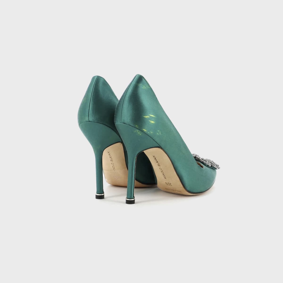 Manolo Blahnik Hangisi Pumps