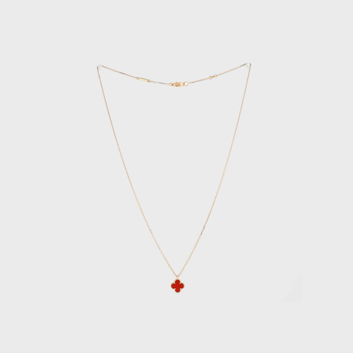 Van Cleef &amp; Arpels Sweet Alhambra