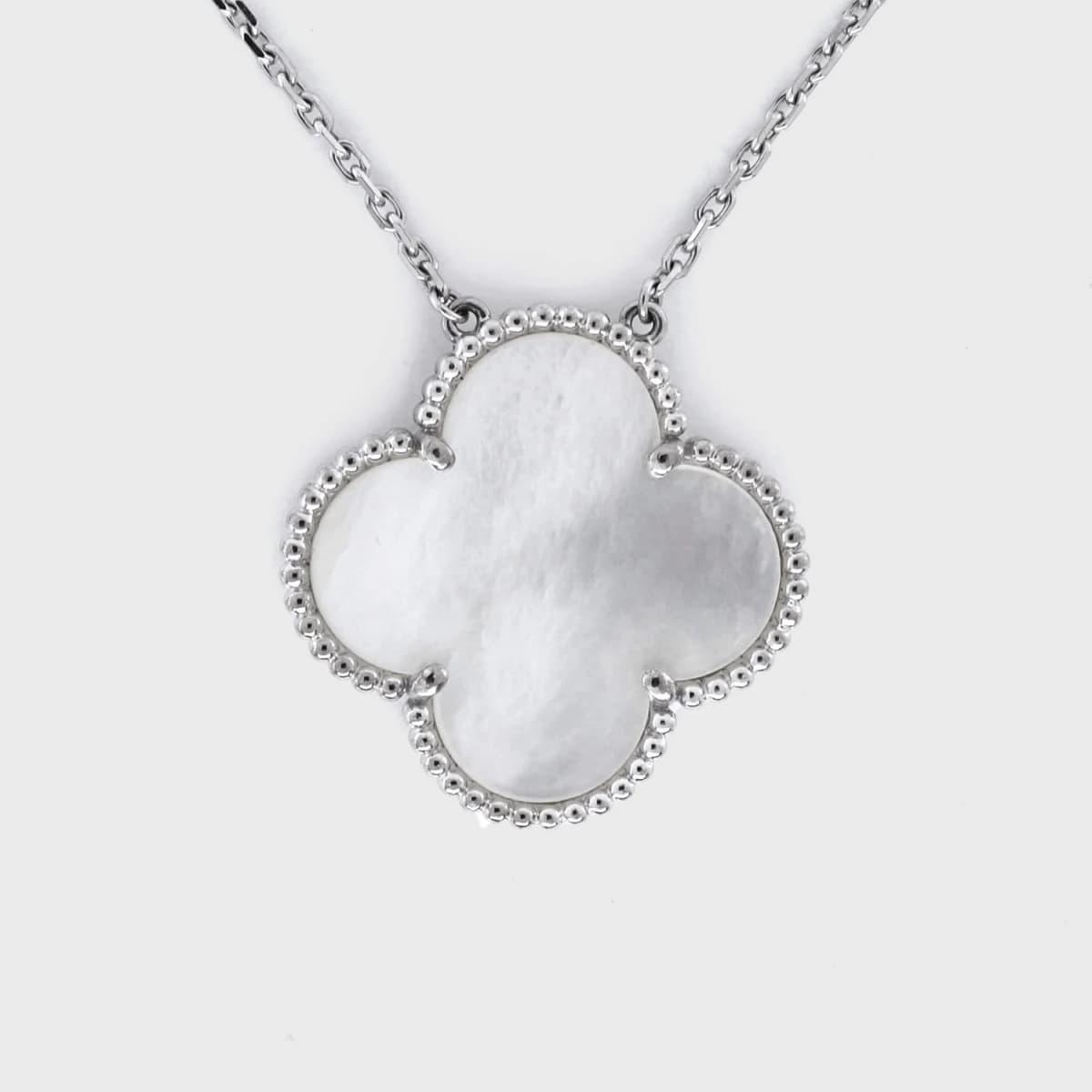 Van Cleef &amp; Arpels Magic Alhambra