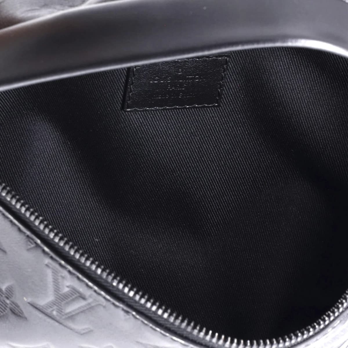 Louis Vuitton Discovery