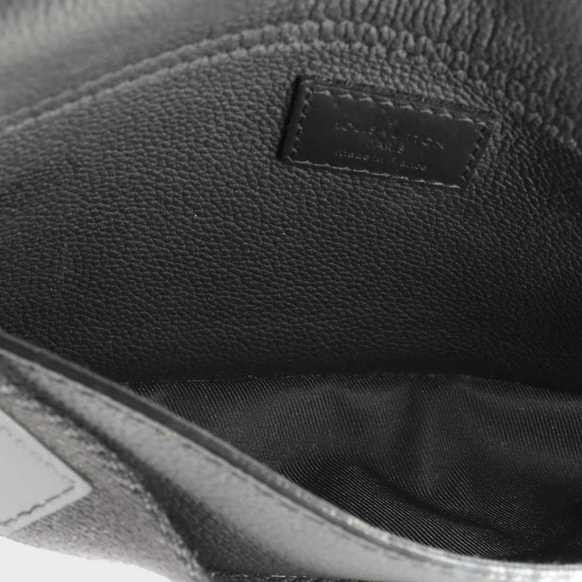 Louis Vuitton Takeoff Sling