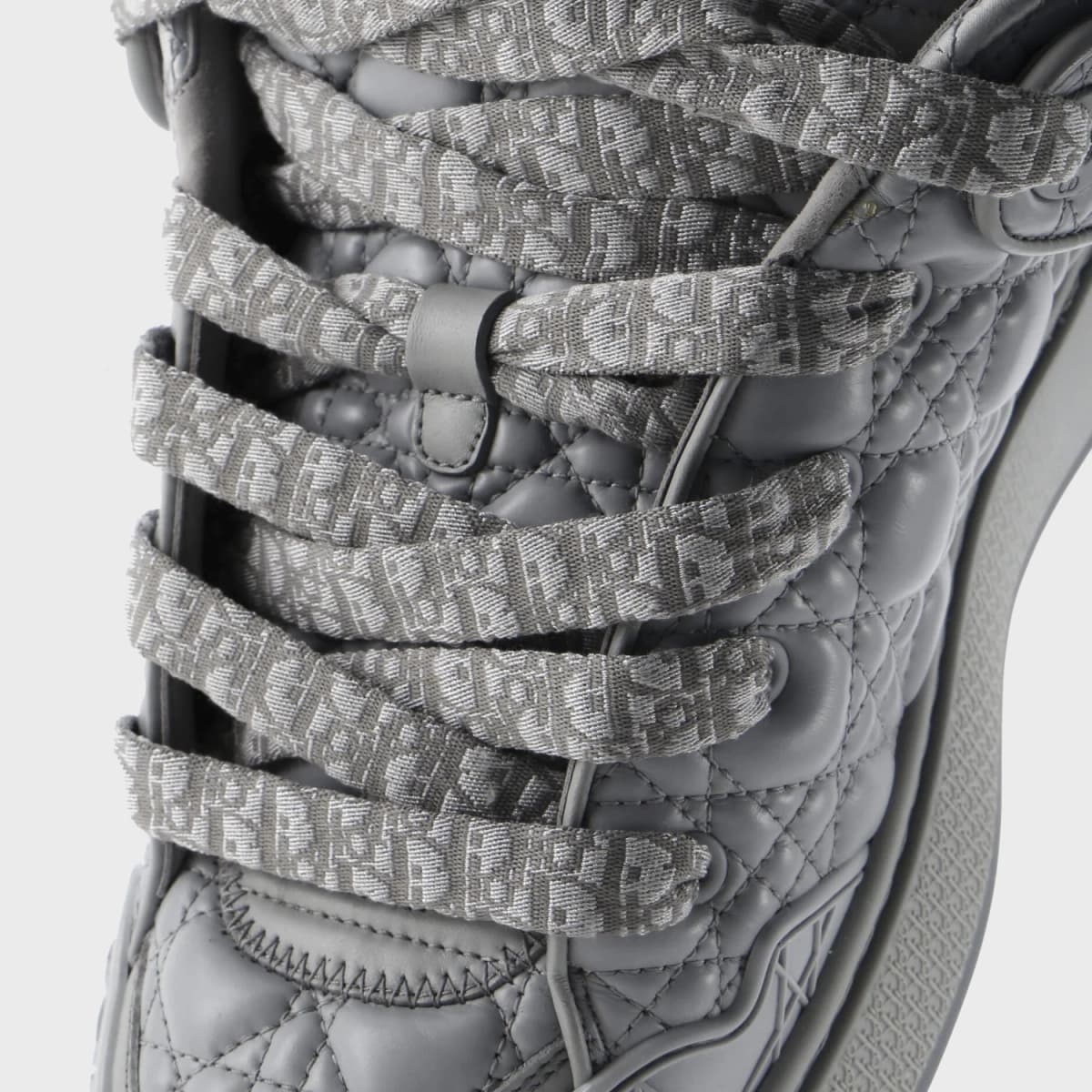 Christian Dior B9S Skater