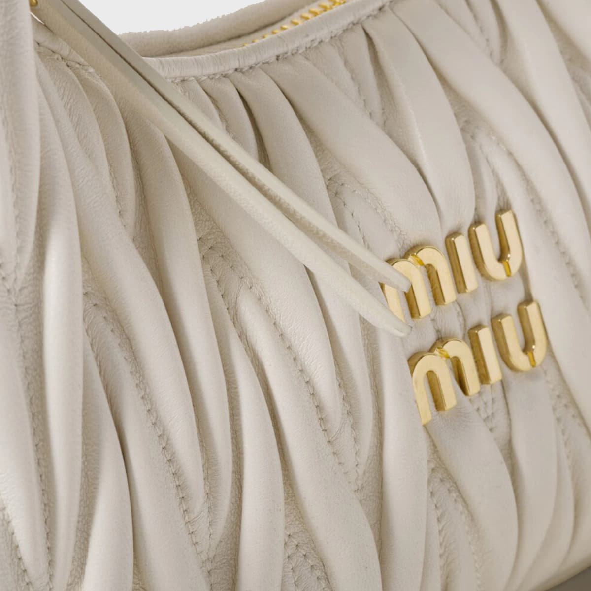 Miu Miu Wander