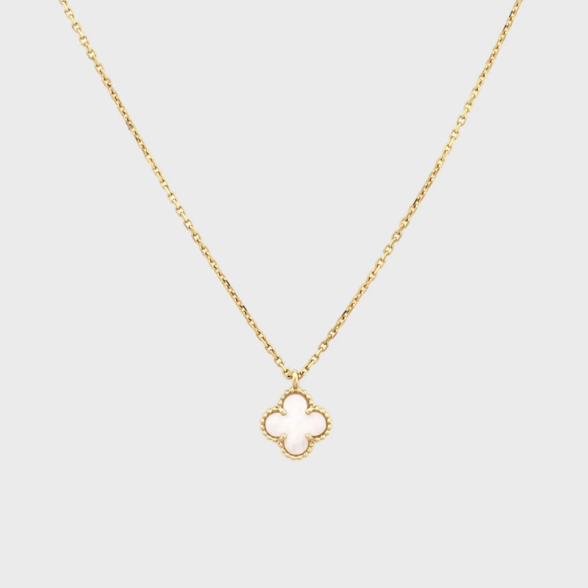 Van Cleef &amp; Arpels Sweet Alhambra