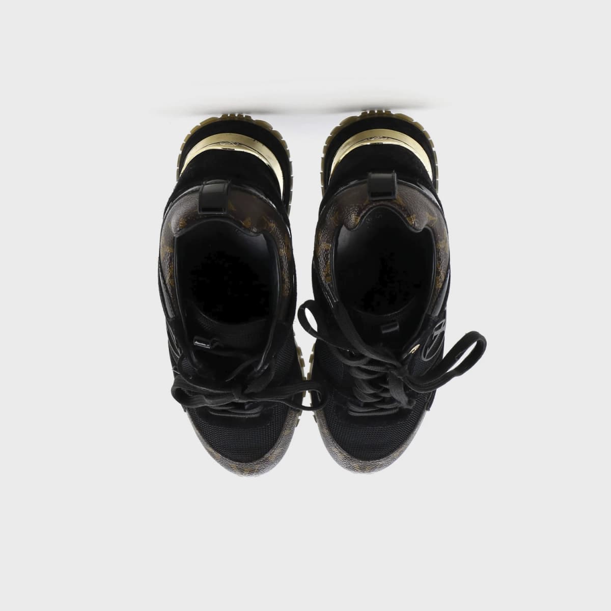 Louis Vuitton Run Away