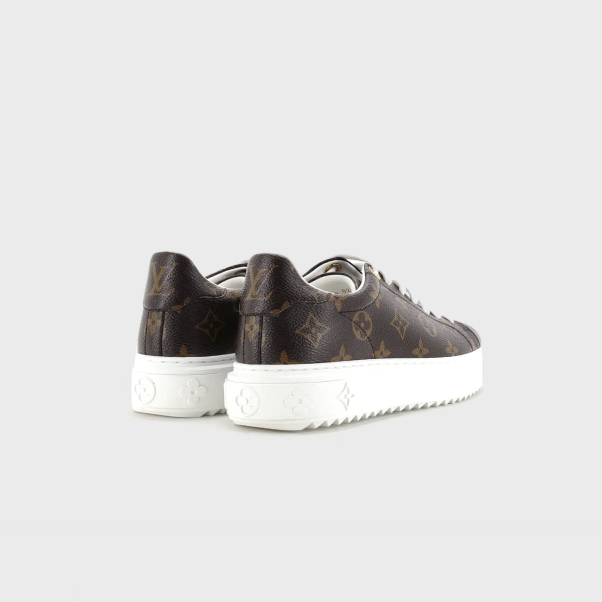 Louis Vuitton Time Out