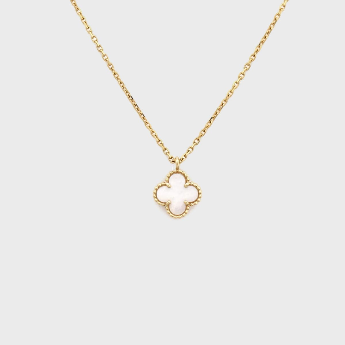 Van Cleef &amp; Arpels Sweet Alhambra