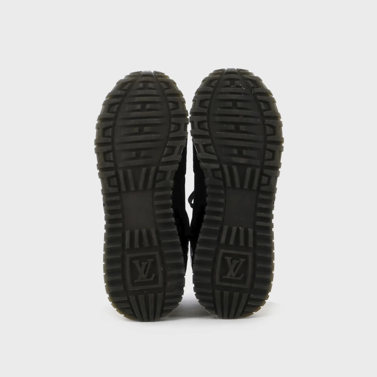 Louis Vuitton Run Away