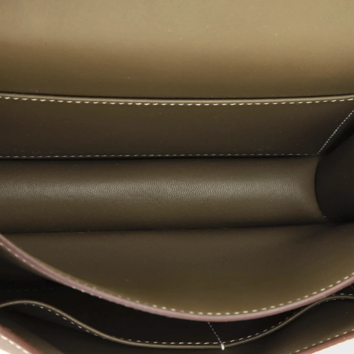 Hermes Constance 18