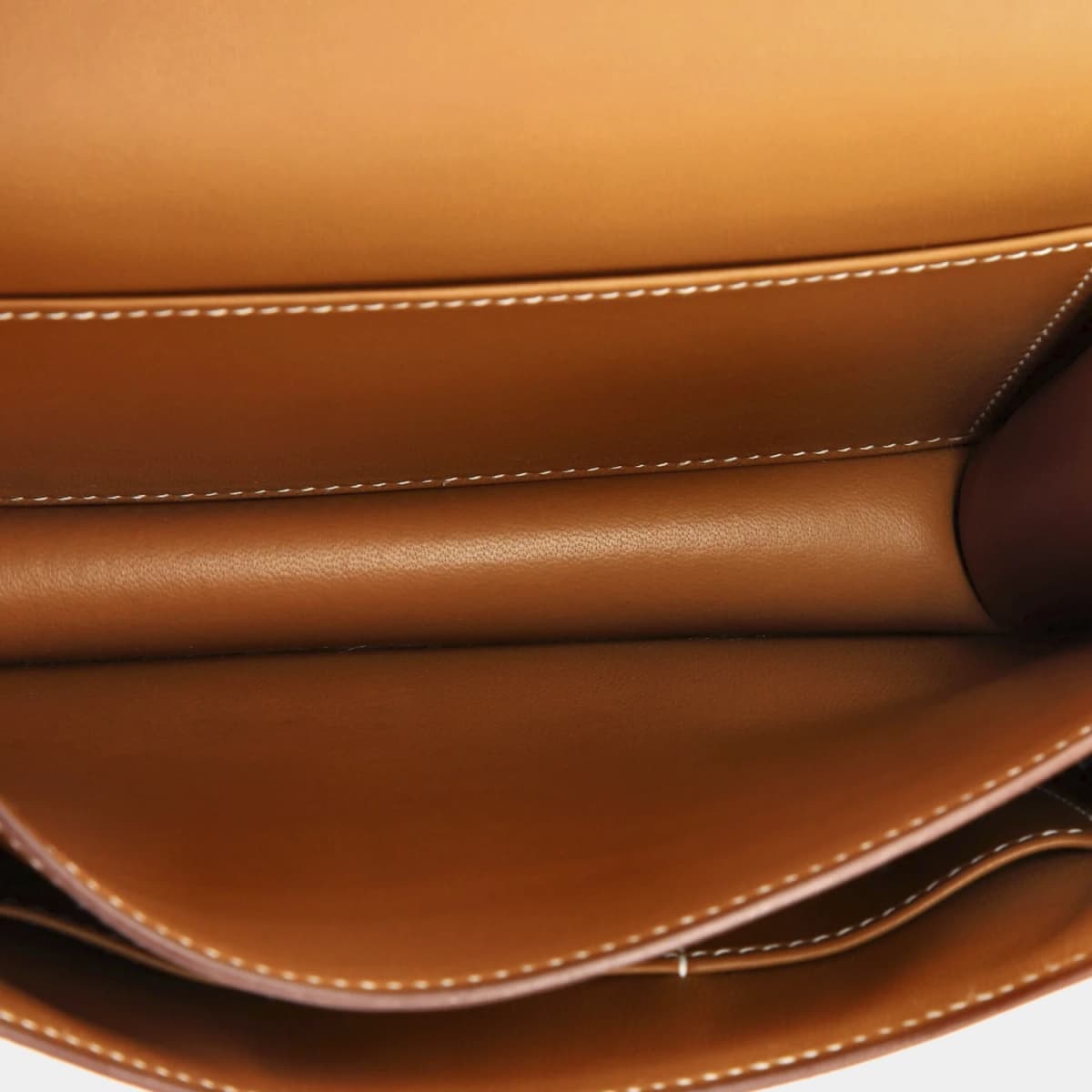 Hermes Constance 18