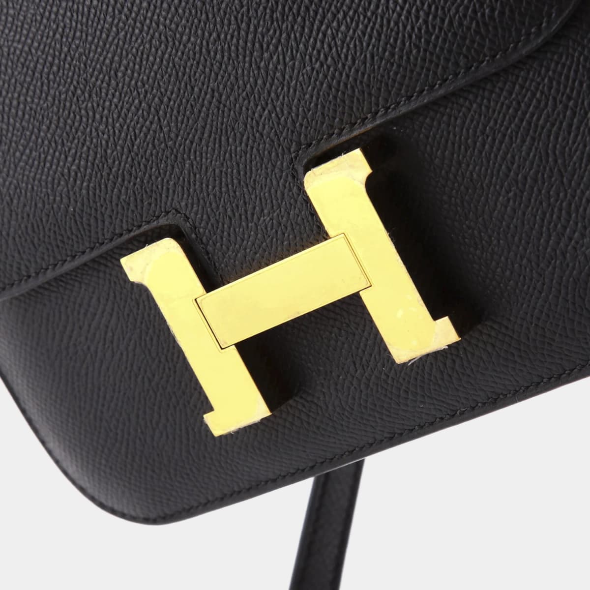 Hermes Constance 18