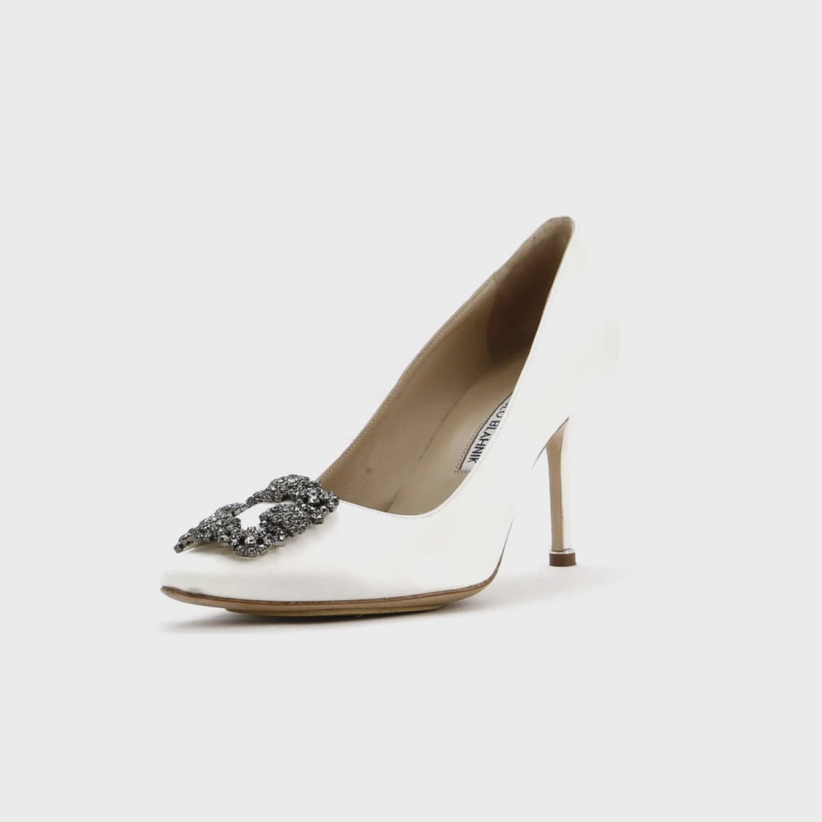 Manolo Blahnik Hangisi