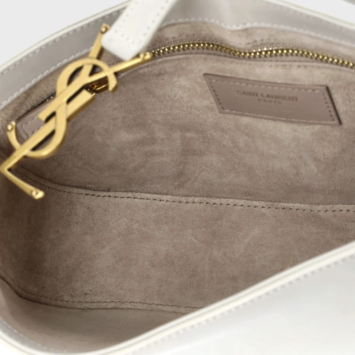 Saint Laurent Le 5 a 7