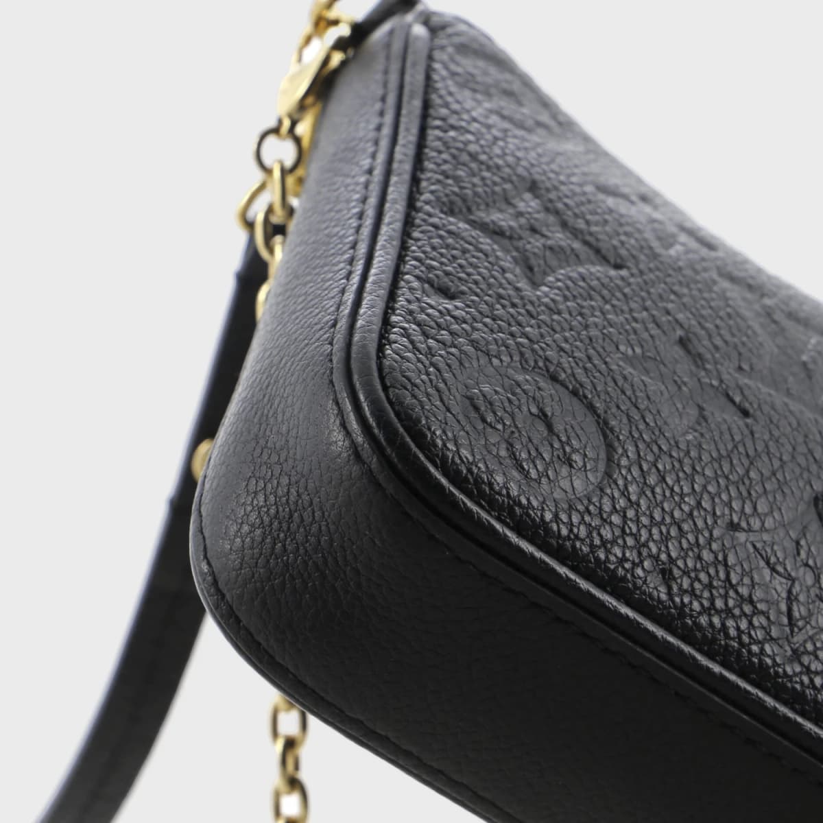 Louis Vuitton Easy Pouch on Strap