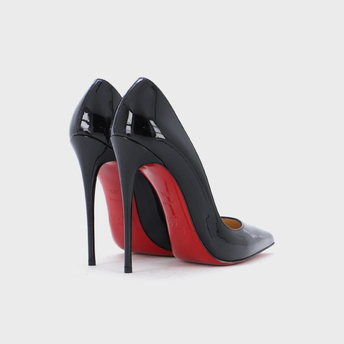 Christian Louboutin So Kate