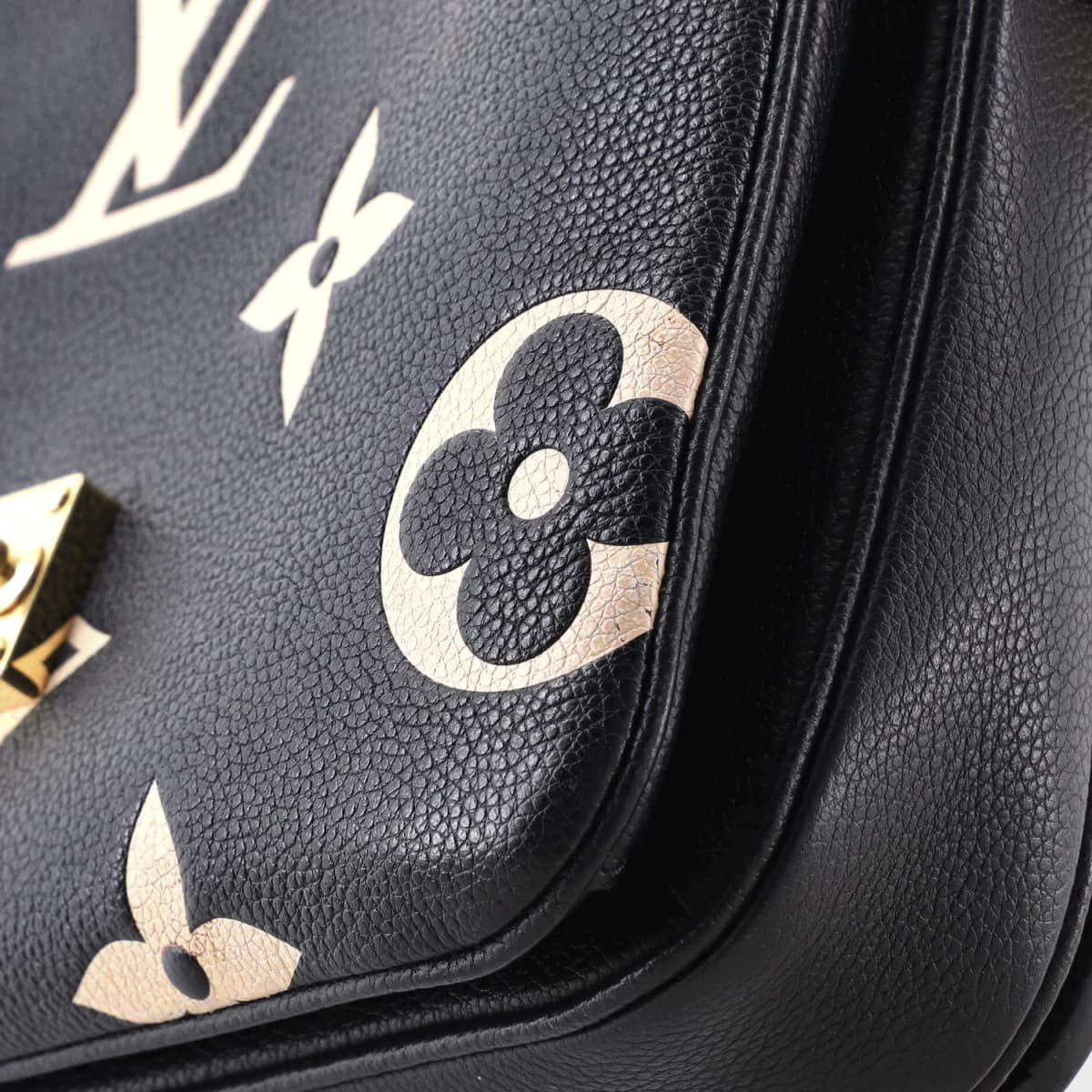 Louis Vuitton Pochette Métis