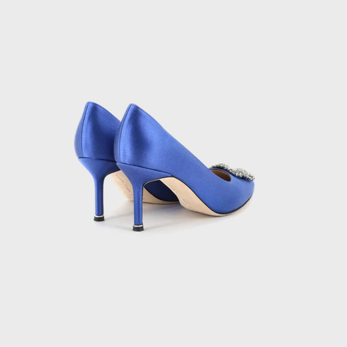 Manolo Blahnik Hangisi