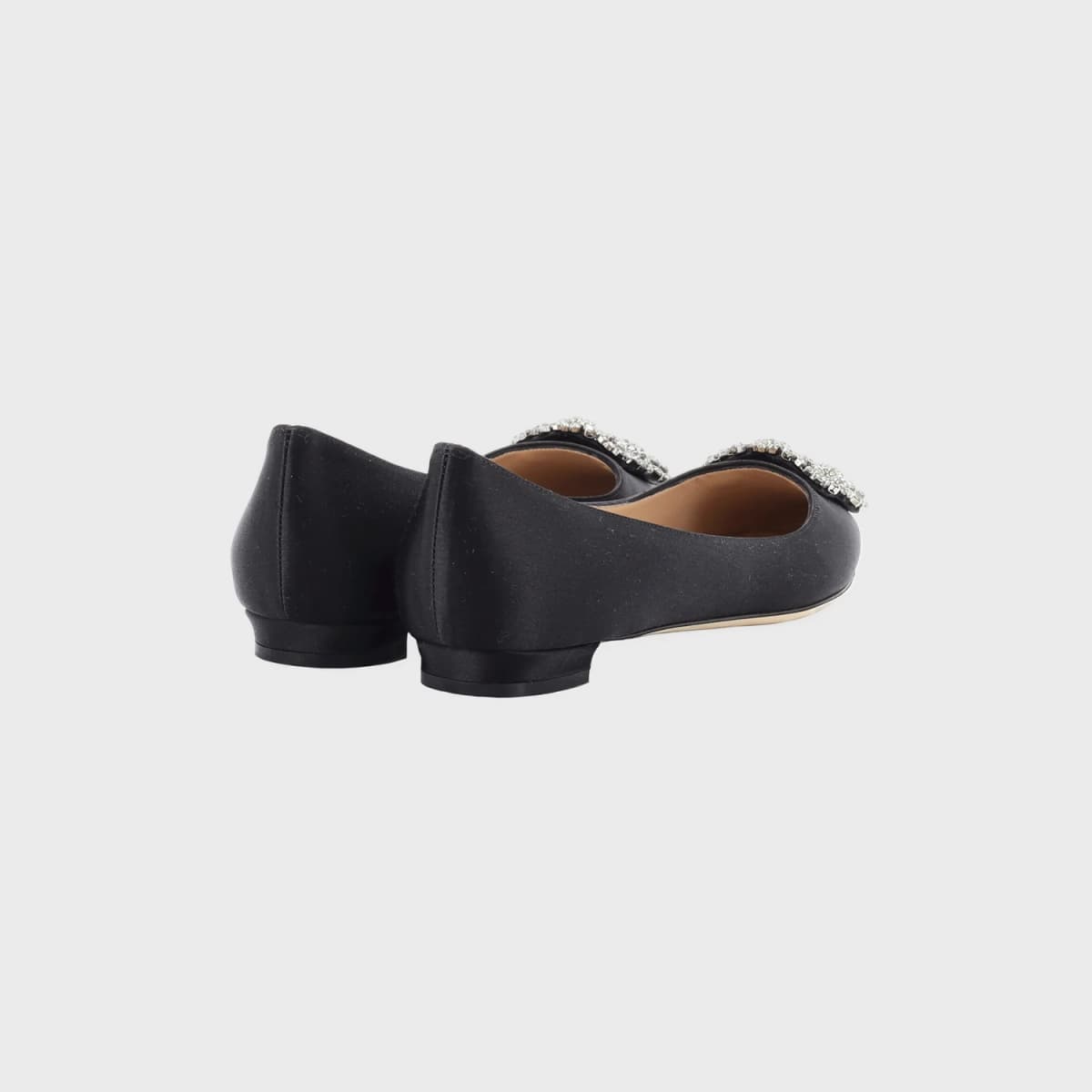 Manolo Blahnik Hangisi