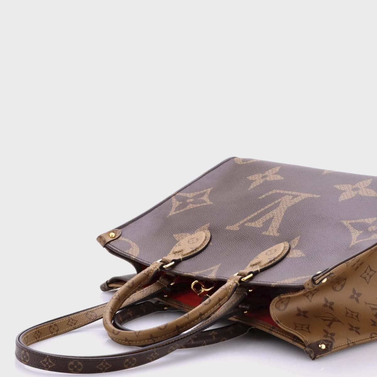 Louis Vuitton OnTheGo 35