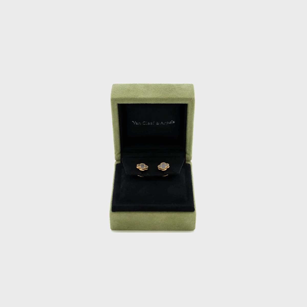 Van Cleef &amp; Arpels Sweet Alhambra