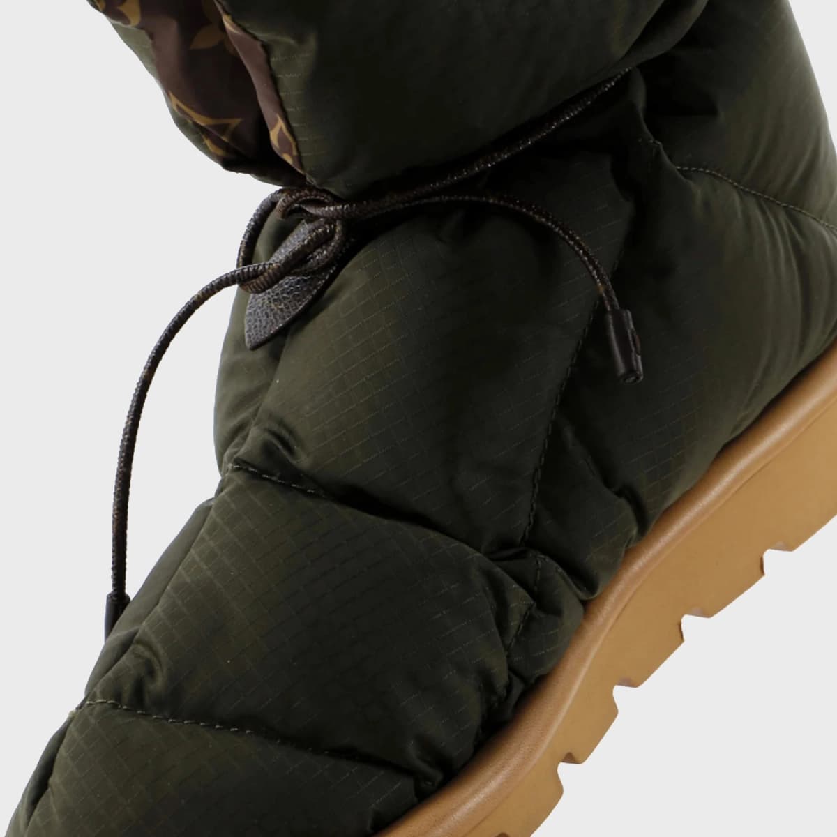 Louis Vuitton Pillow Comfort