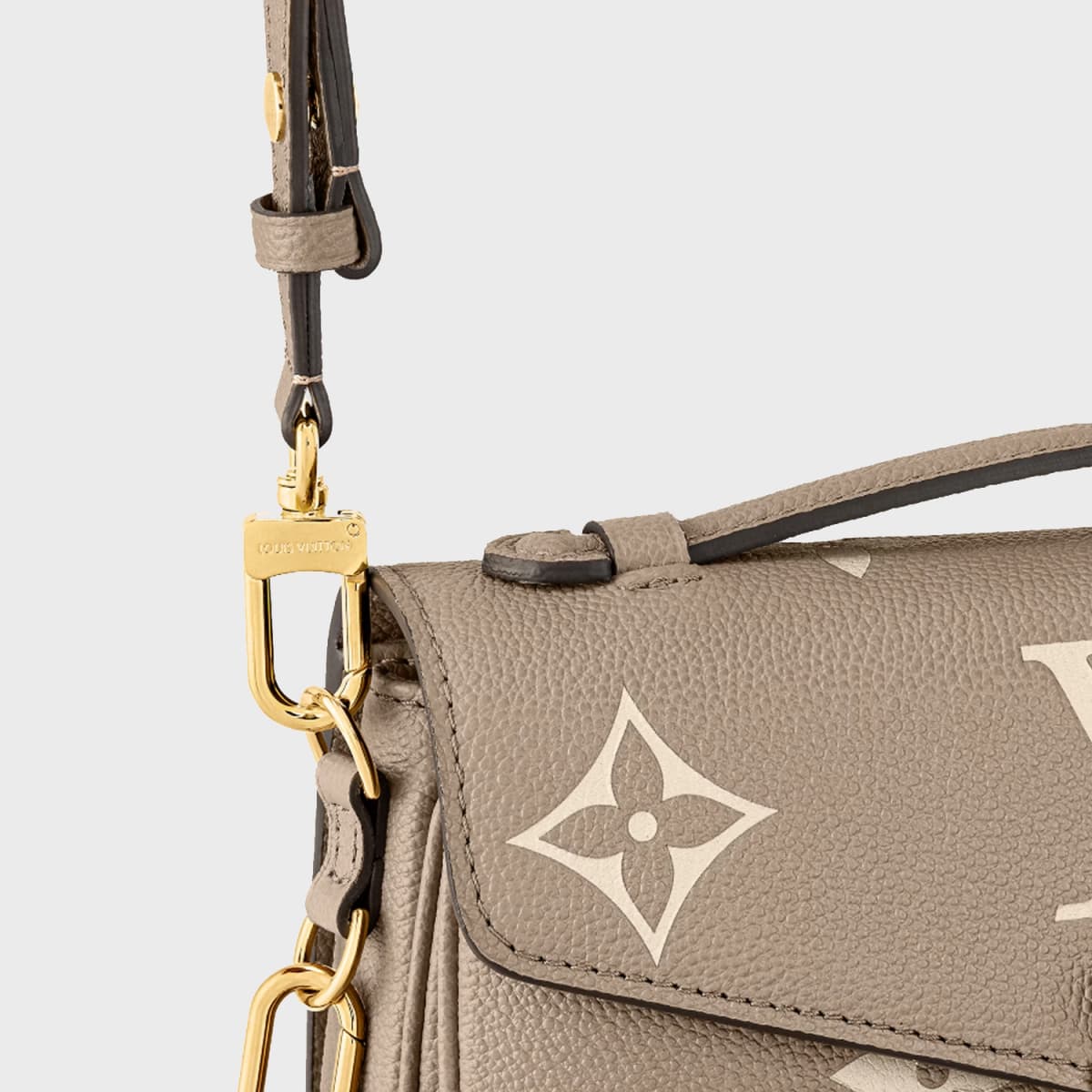 Louis Vuitton Pochette Métis East West