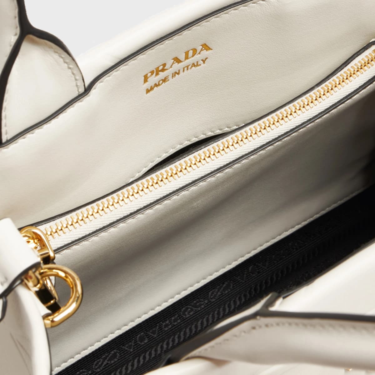 Prada Symbole