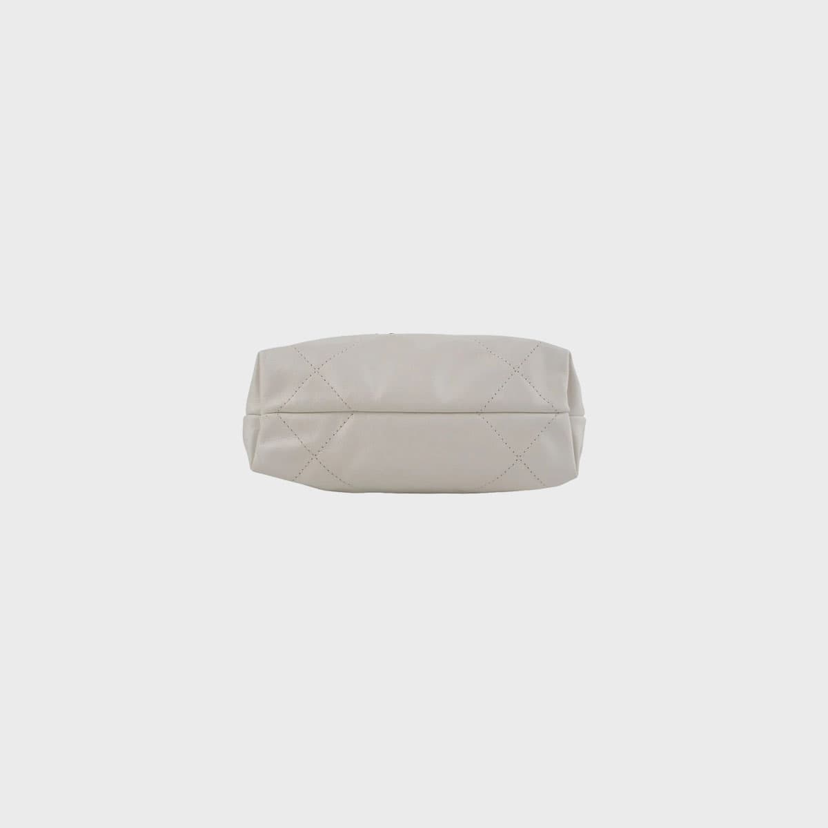 Chanel 22 Handbag