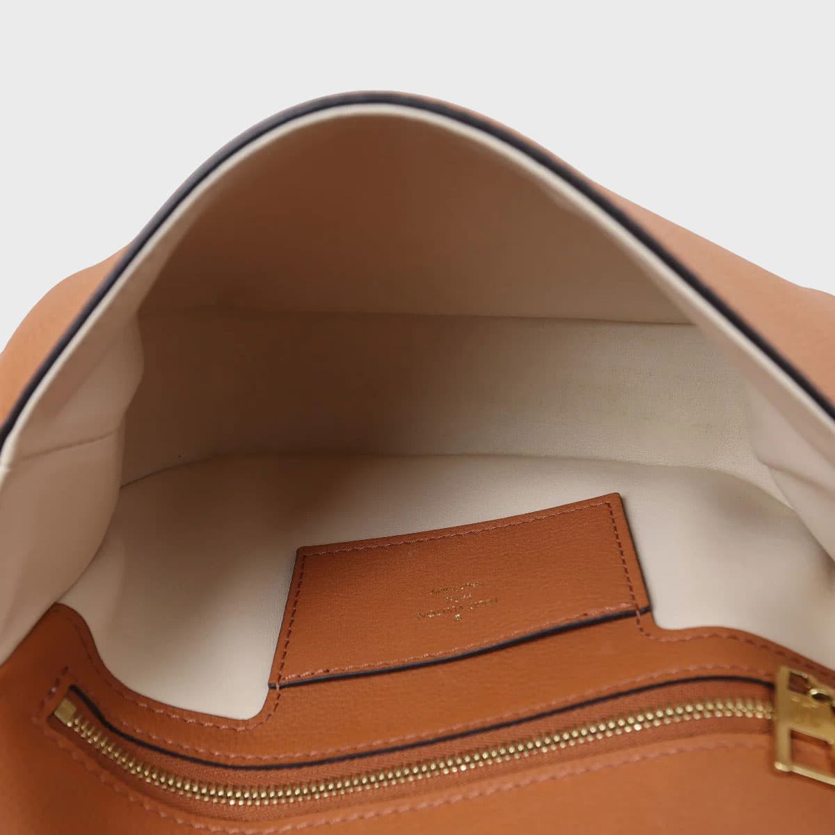 Louis Vuitton Pont 9