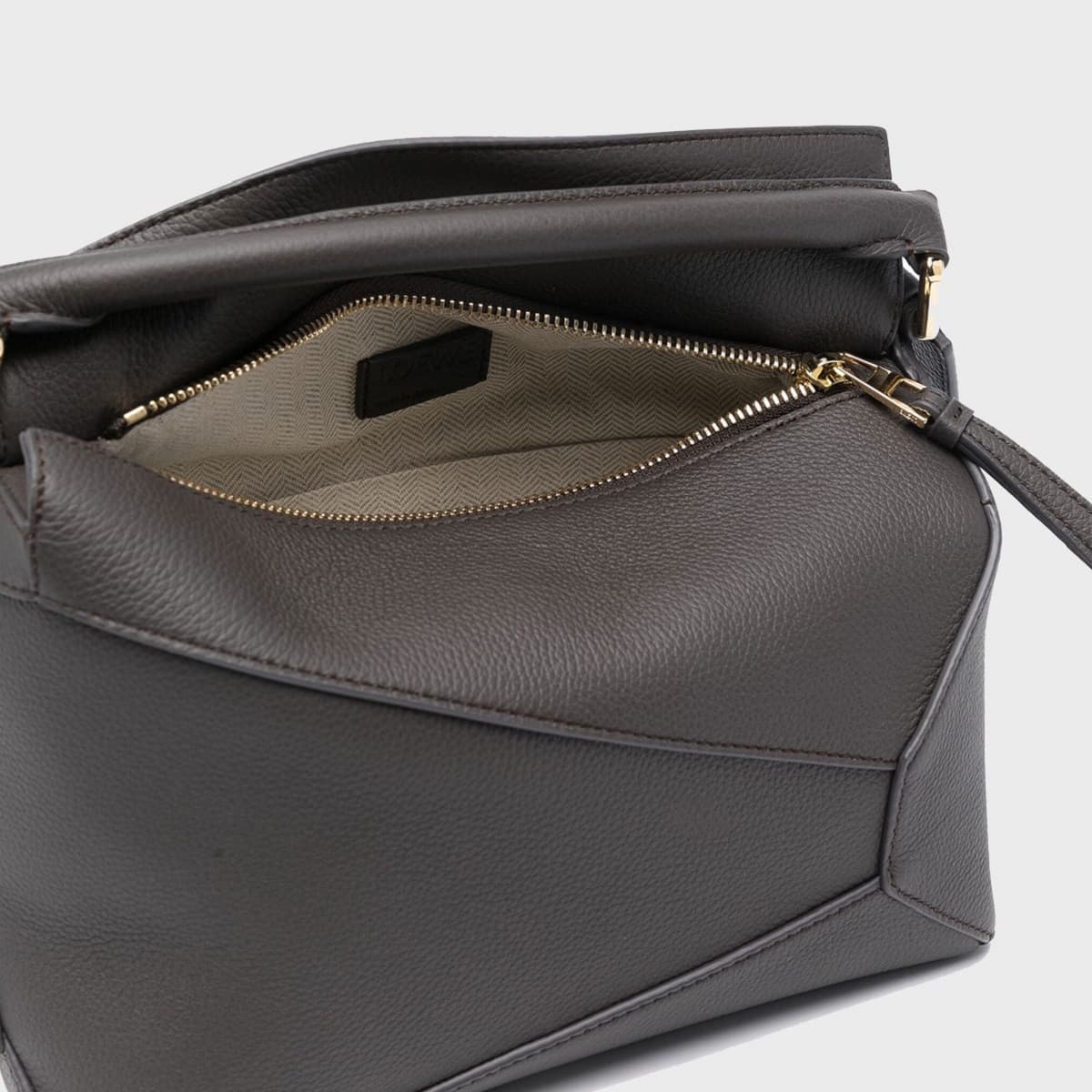 Loewe Puzzle