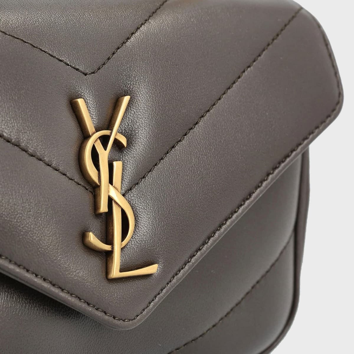 Saint Laurent Loulou