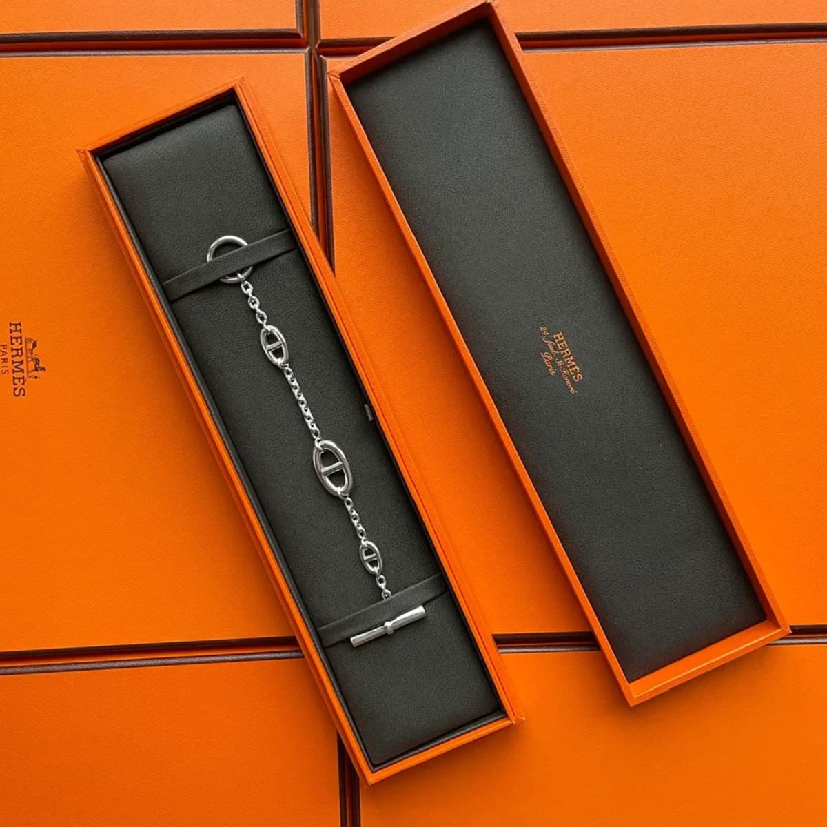 Hermes Farandole