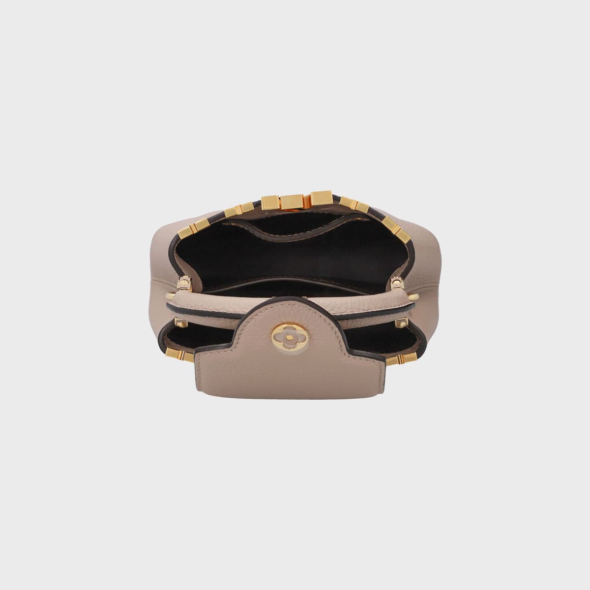 Louis Vuitton Capucines