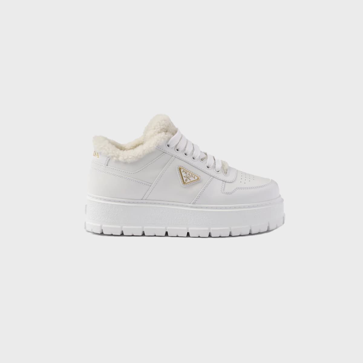 Prada Baskets En Cuir