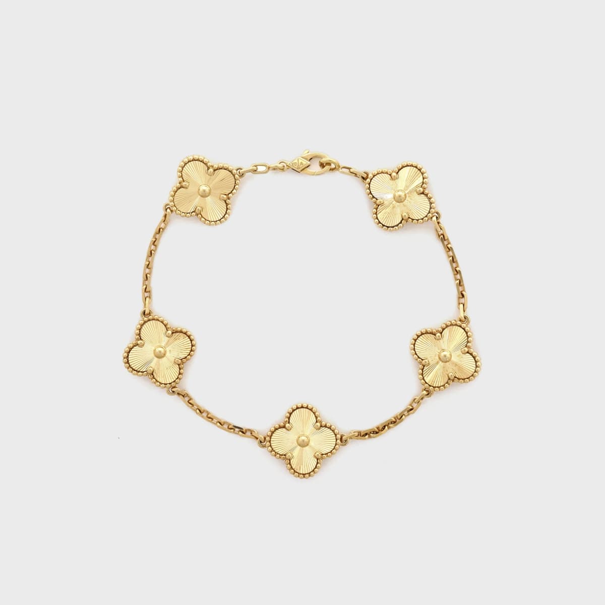 Van Cleef & Arpels Alhambra 5