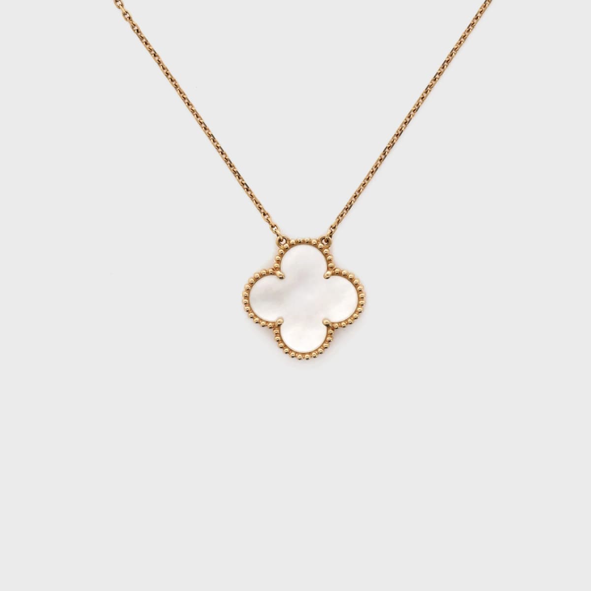 Van Cleef & Arpels Magic Alhambra